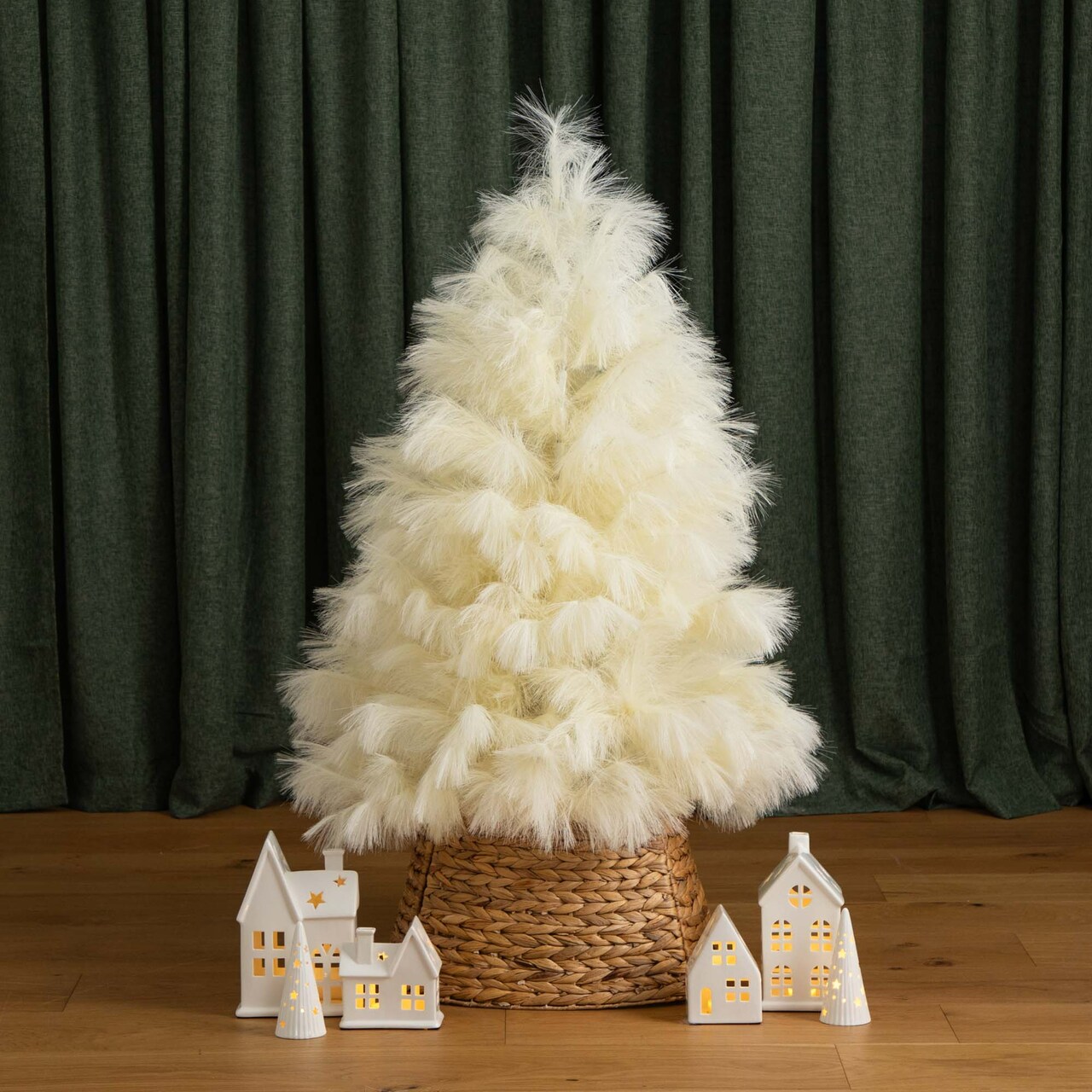 Nearly Natural Pampas Grass Artificial Christmas Tree - 4' - White - Unlit